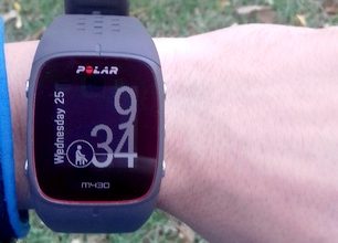 RECENZE: Běžecký sporttester Polar M430