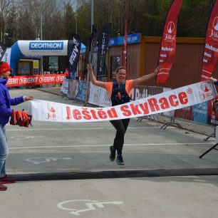 V cíli Ještěd SkyRace