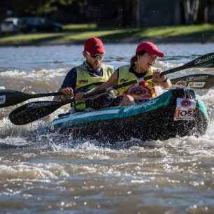 Pádlování také zařazujeme do tréninku, na Adventure race bývají na vodě až stovky kilometrů