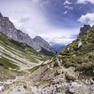 Kolem Zugspitzu jsou výživné traily