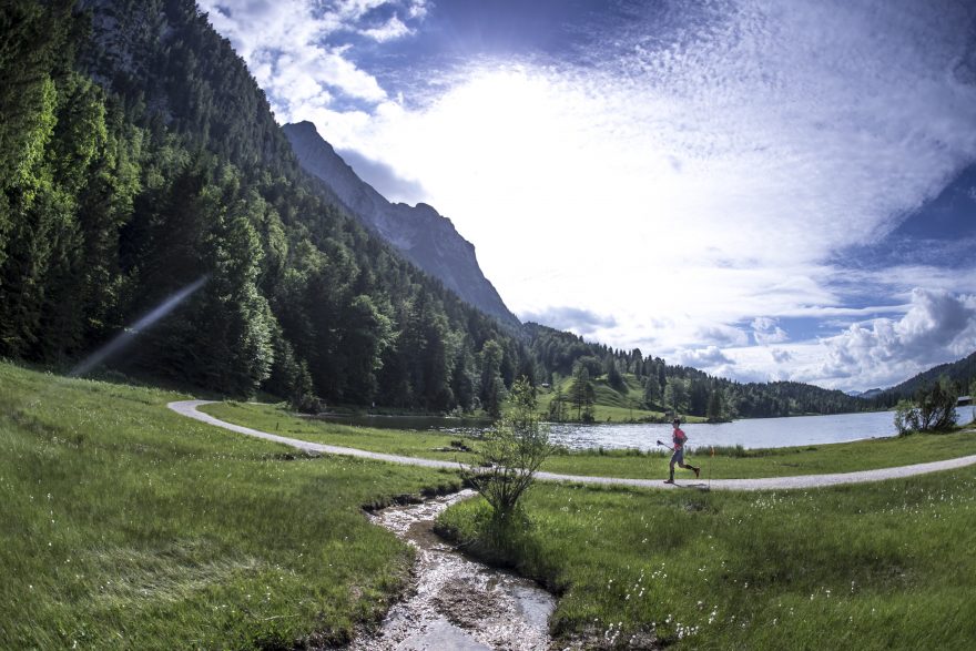 Kolem Zugspitzu je hned několik krásných jezírek