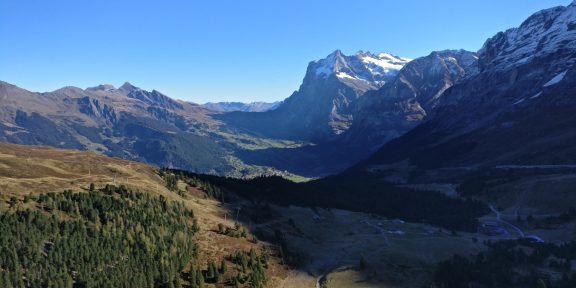 ŠVÝCARSKO: Proběhněte se nádhernými traily kolem Eigeru a Jungfrau v oblasti UNESCO