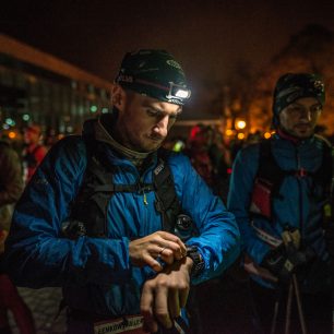 Ultra se běží přes noc