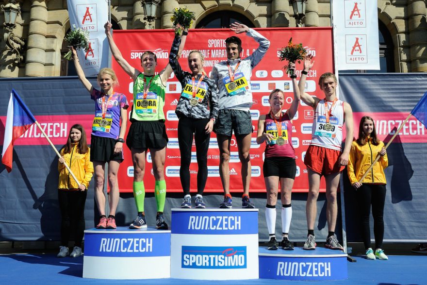 Vyhlášení vítězů z pražského půlmaratonu
