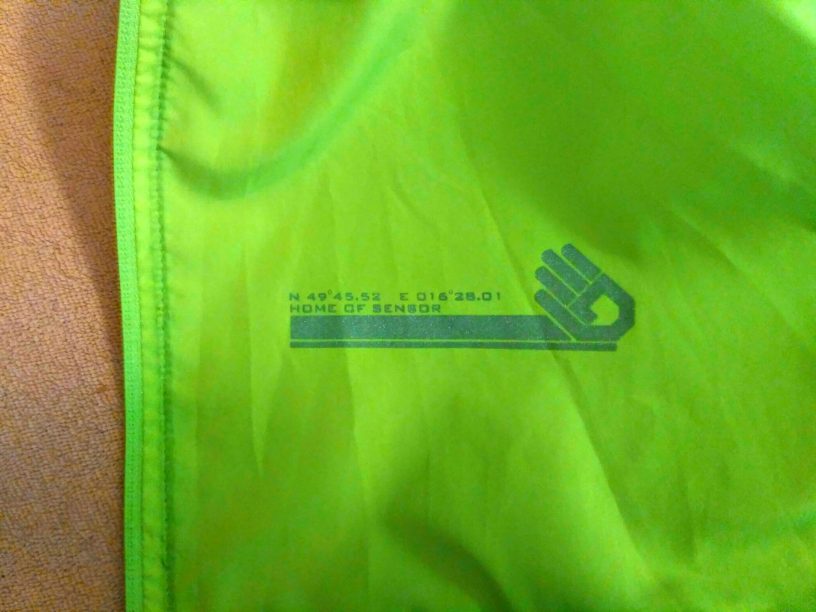 Univerzální sportovní vesta Sensor Neon