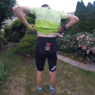 Compressport Trail Running Short V2 zezadu