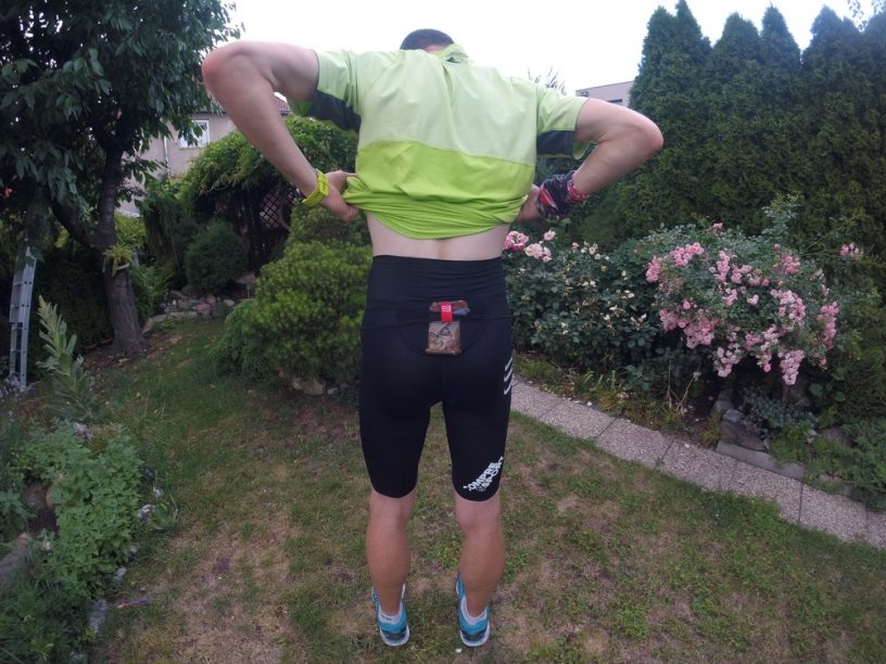 Compressport Trail Running Short V2 zezadu