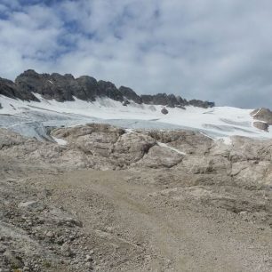 Marmolada Super Vertical – troufnete si na náročný závod až k „střeše“ Dolomit?