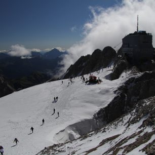 Marmolada Super Vertical – troufnete si na náročný závod až k „střeše“ Dolomit?