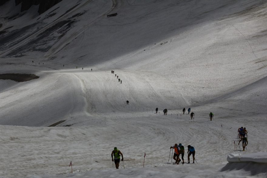 Marmolada Super Vertical – troufnete si na náročný závod až k „střeše“ Dolomit?