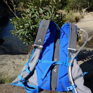 RECENZE: Vaude Trail Spacer 8 - šampion mezi lehkými batohy