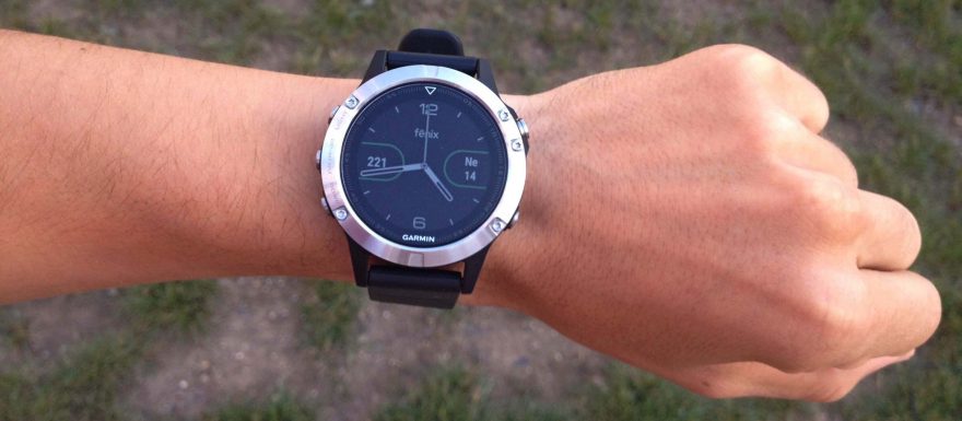 RECENZE: GARMIN FÉNIX 5 Silver optic, Black band