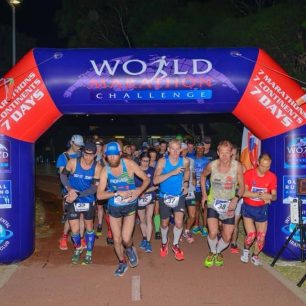 7 (půl)maratonů za 7 dnů: World Marathon Challenge letos s účastí Petra i Filipa Vabroušků