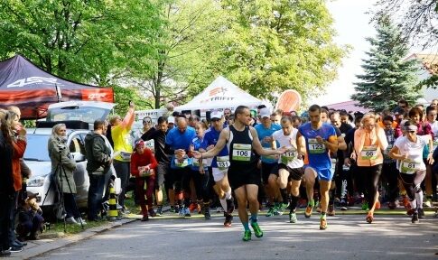 Čtyřtýdenní tréninkový program pro kondiční běžce na 10 km za cca 60 minut