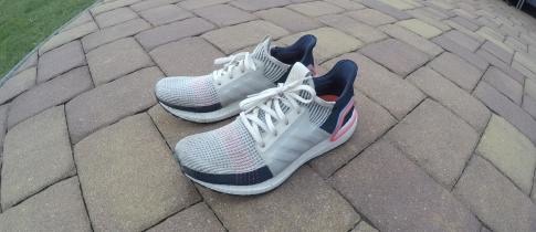 VIDEORECENZE: Adidas Ultraboost 19 &#8211; maximální pohodlí při každém kroku