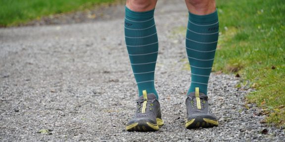 CEP Reflective Compression – reflexní podkolenky s decentním designem