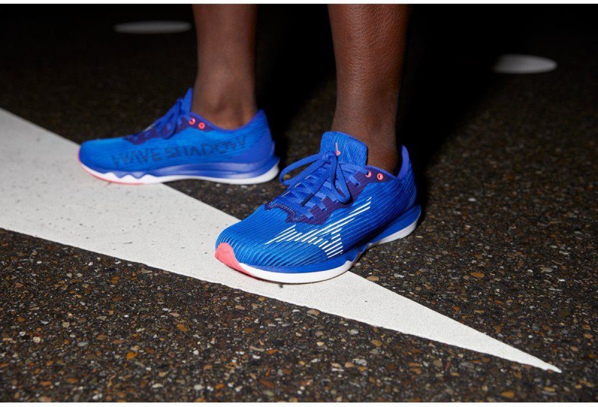 Soutěž: vyhrajte namakané tempovky Mizuno Wave Shadow 4 - UKONČENO |  SvetBehu.cz