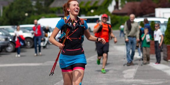 Kniha Lenky Vacvalové &#8211; jak herečka proběhla 770 km po Cestě hrdinů SNP