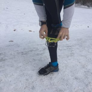 Nasazování nesmeků CAMP Ice Master Run-první fáze