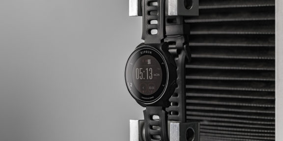 Kiprun a Coros spojily své síly: jak vypadají nové GPS hodinky pro každého?