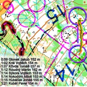 Na postupu do kopce ukázal dobrou fyzičku Jakub Glonek, který zaběhl nejrychleji.