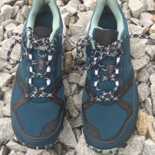 EVADICT MT2 - Pohodlná trailová bota do kamenitého terénu, za kterou neutratíte ani 2000 Kč.
