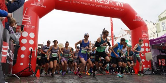 Vyprodaný Compressport Třeboňský maraton rozběhal o víkendu jižní Čechy