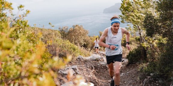 Letošní seriál horských závodů Golden Trail National Series vyvrcholí v Tatrách za účasti světové špičky. Můžete být u toho!