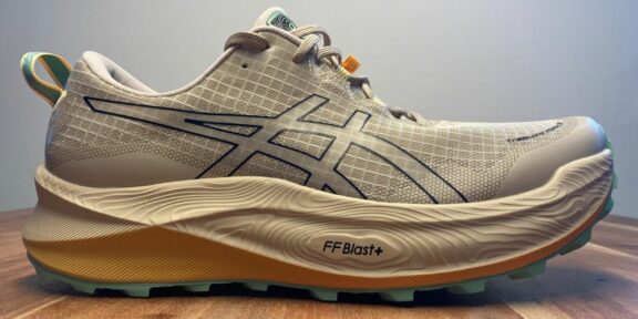 Recenze: ASICS Trabuco Max 3 – trailový traktor, který přejede všechno