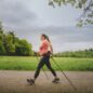 Nordic Walking pro běžce: když hole dávají smysl
