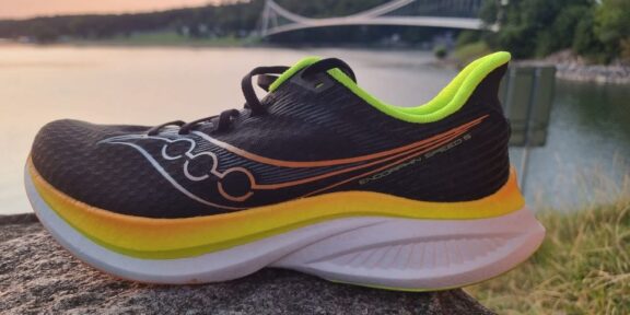Recenze:  SAUCONY ENDORPHIN SPEED 5 – tréninkový všeuměl