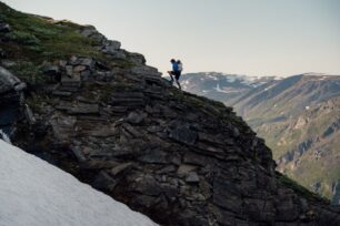 Suunto představuje Vertical 2: novou generaci dokonalého společníka pro dobrodružství na nejvyšších vrcholcích i každodenní výzvy