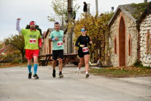 Jubilejní 10. ročník Vinařského maratonu přilákal rekordní počet běžců