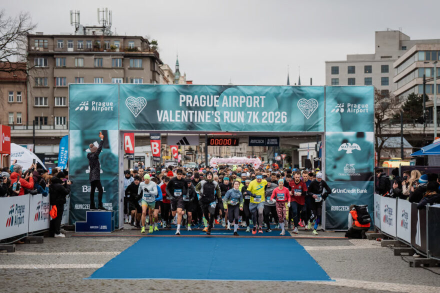 Start Letiště Praha Valentýnského běhu 7 km 2026.