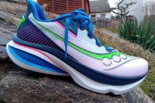 SOUTĚŽ o SAUCONY ENDORPHIN AZURA – lehkost, rychlost a pohodlí v jednom!