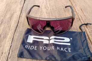 Recenze: R2 REVEL AT027I – přizpůsobivé, odolné a rychle reagující