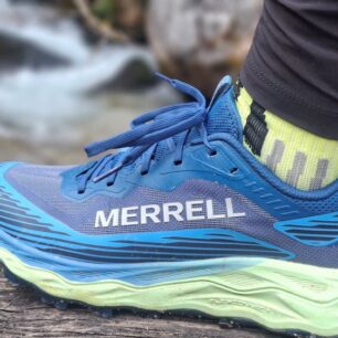 MERRELL AGILITY PEAK 6 – trailovka, která drží slovo i stopu