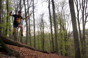 SOUTĚŽ pro členy ČSOS: Vyhraj běžecké boty Merrell do lesa i na trail dle vlastního výběru