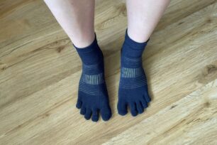 Recenze: Injinji Run Mini-Crew Lightweigh – rozlučte se s puchýři a dejte prstům svobodu
