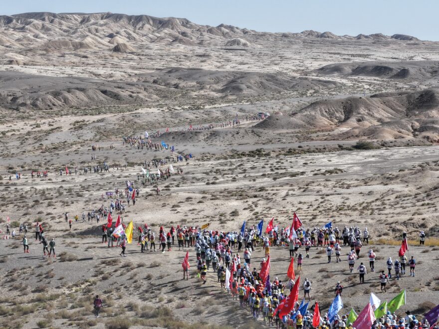 Ultra Gobi: běžecký závod spojený se strategickou hrou