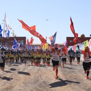 Ultra Gobi: běžecký závod spojený se strategickou hrou